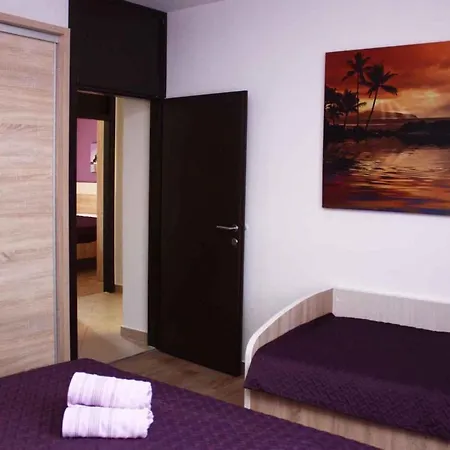 In - Sibenik Riviera 42084 Vakantiehuis