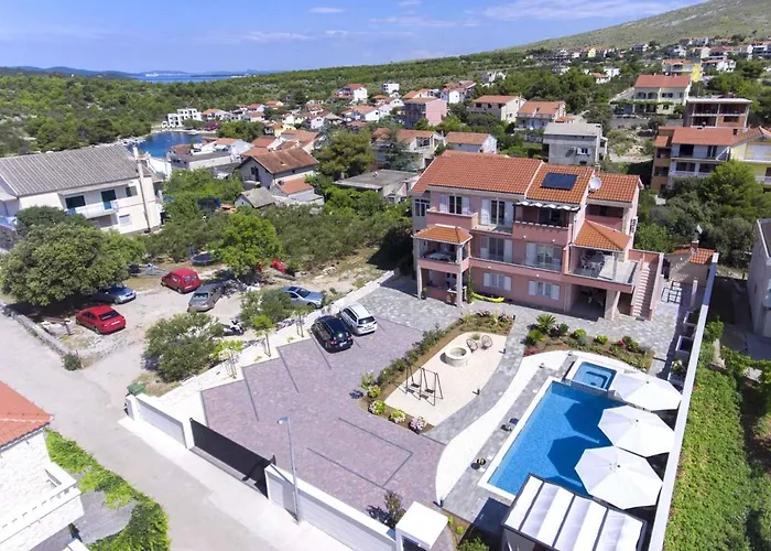 In - Sibenik Riviera 42084